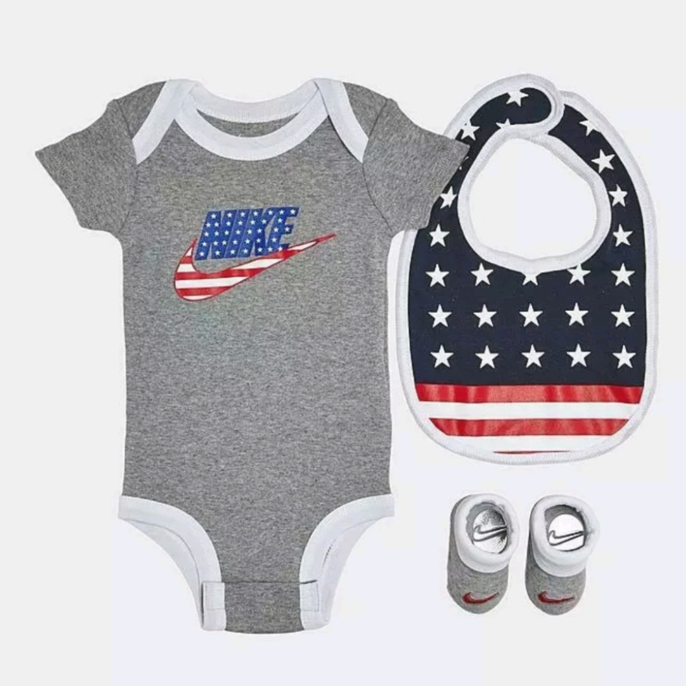 3 Piece Nike Baby Gift Set, USA, Patriotic